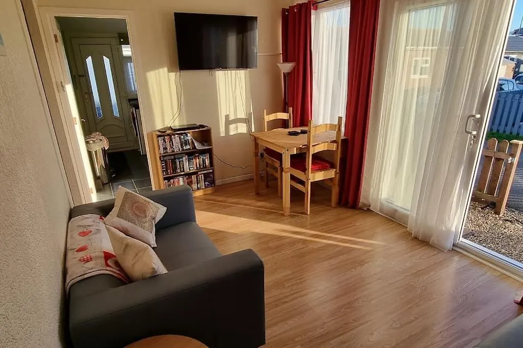 Ecky-Thump Pet Friendly Holiday Chalet Bridlington